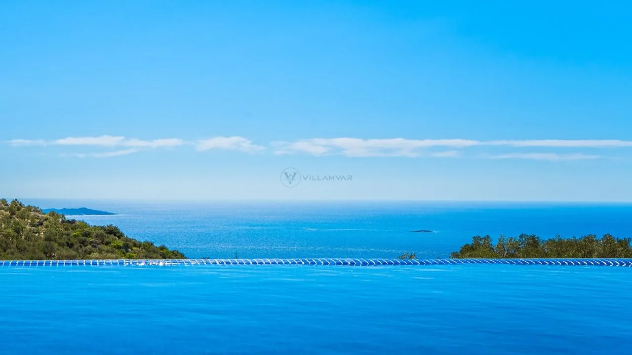 Villa Golden Bay