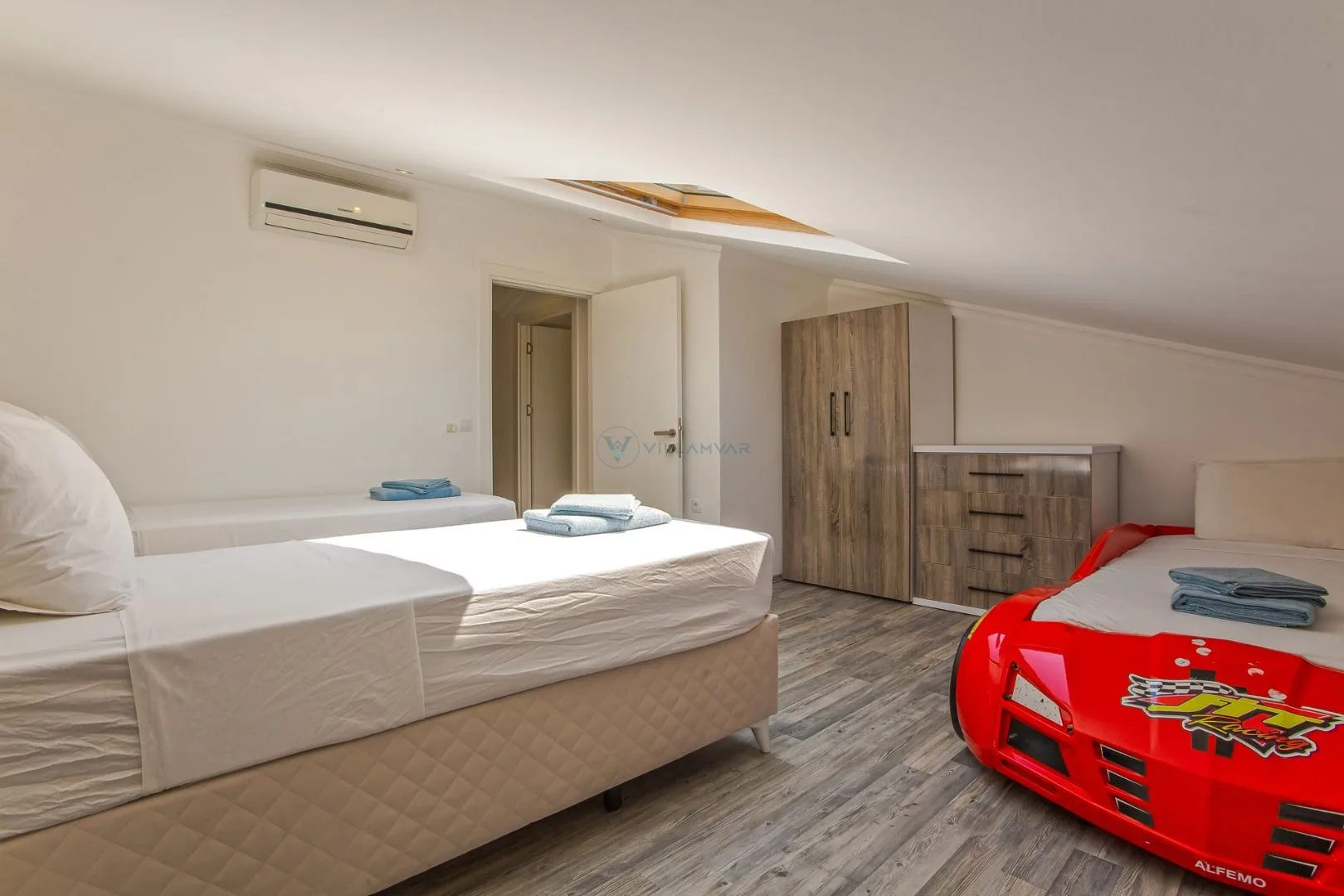 Just Neptün Villaları