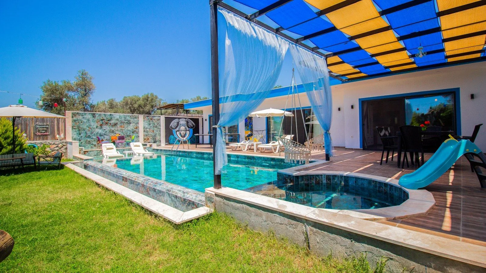 Villa Piker House