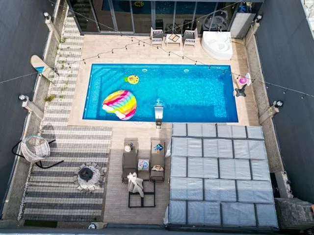Crystal De-Luxe Villa