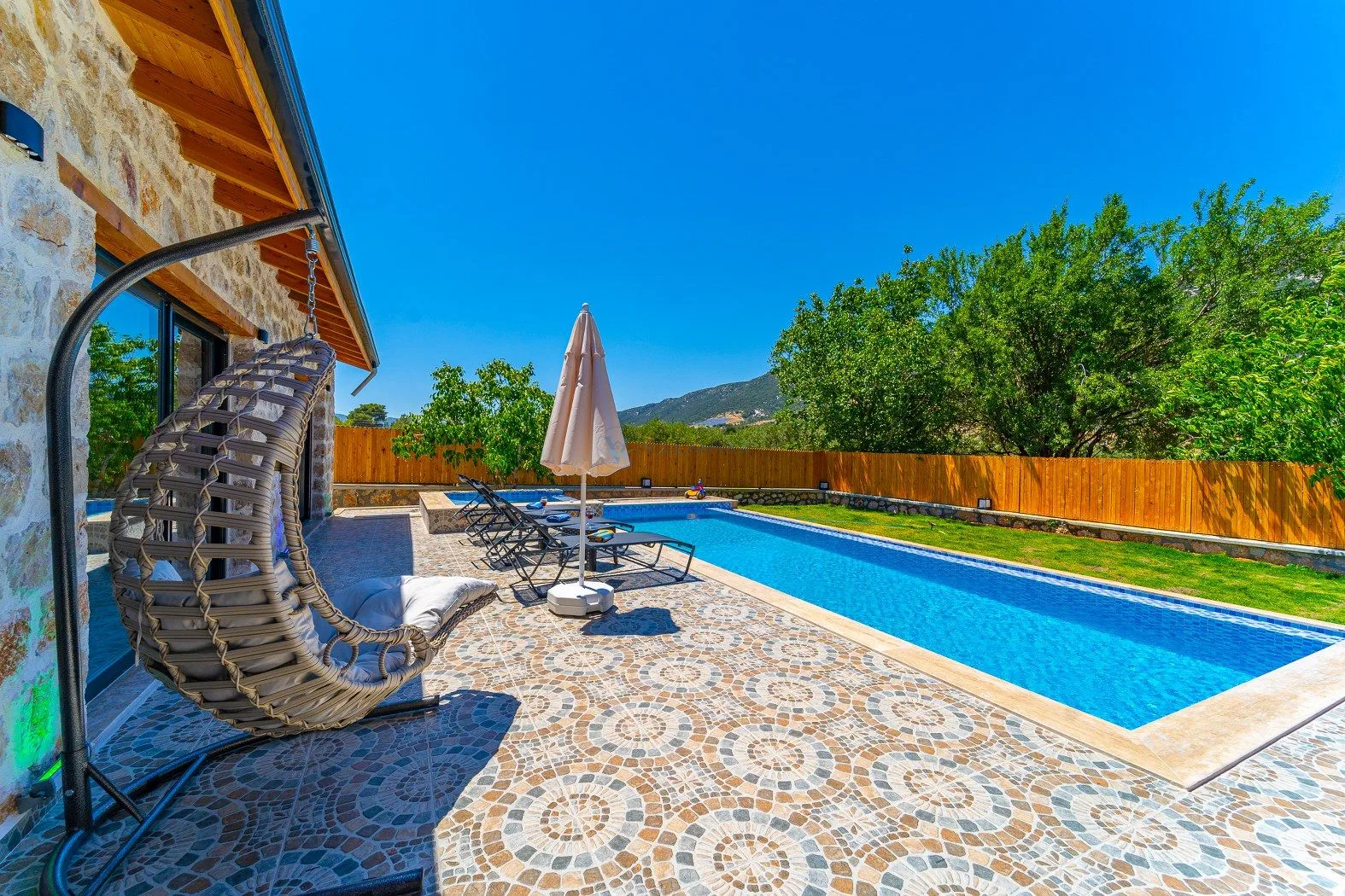 Villa Ceviz