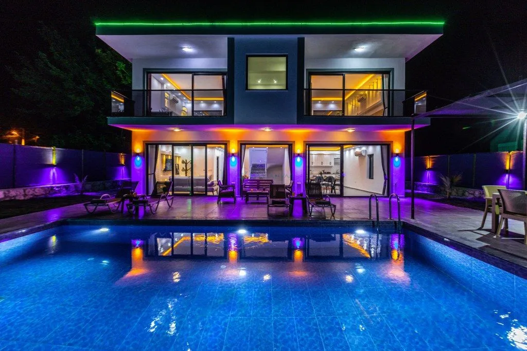 Villa Last Summer