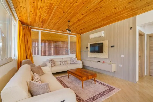 Villa Favori 1