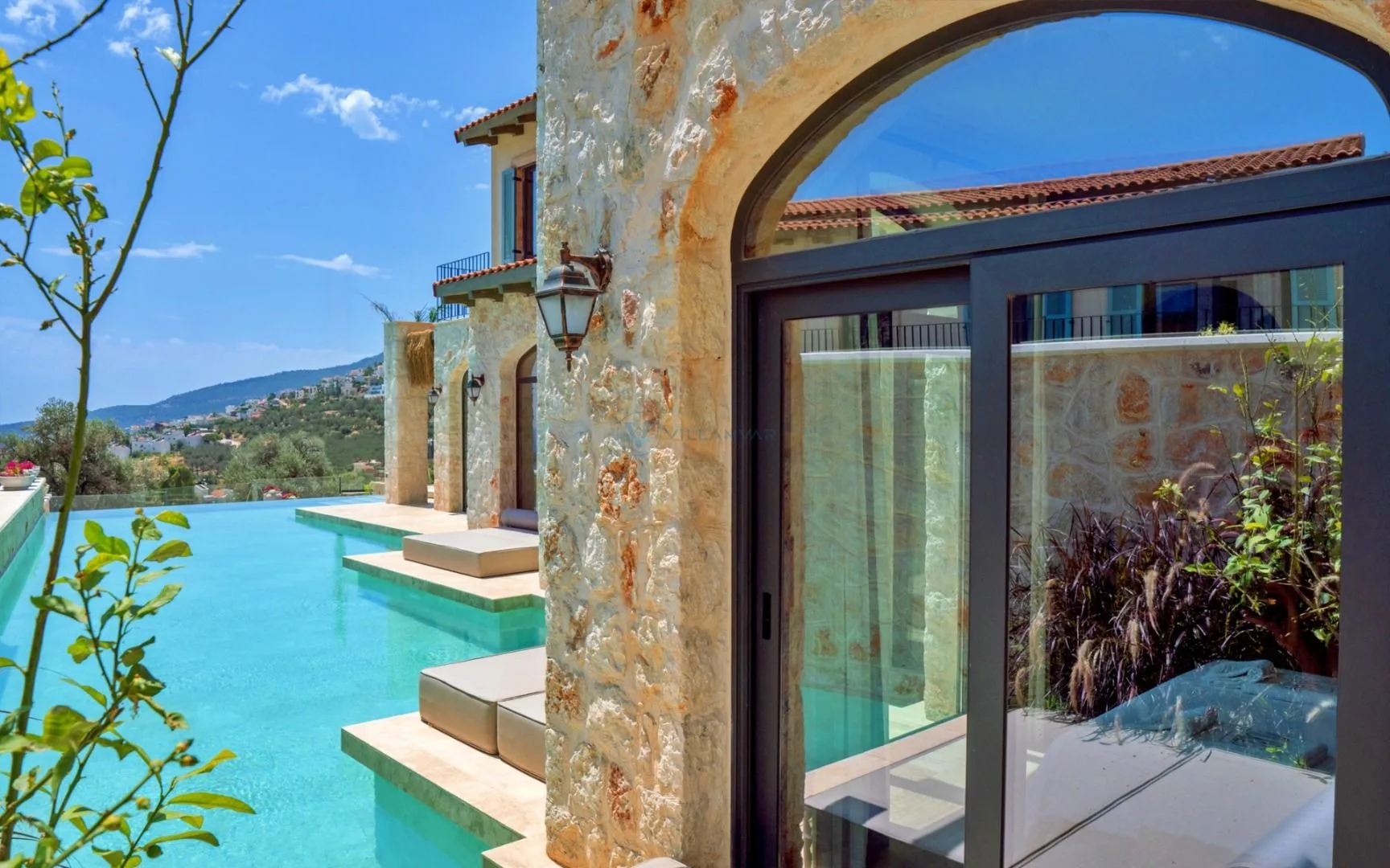 Muses Villa Erato