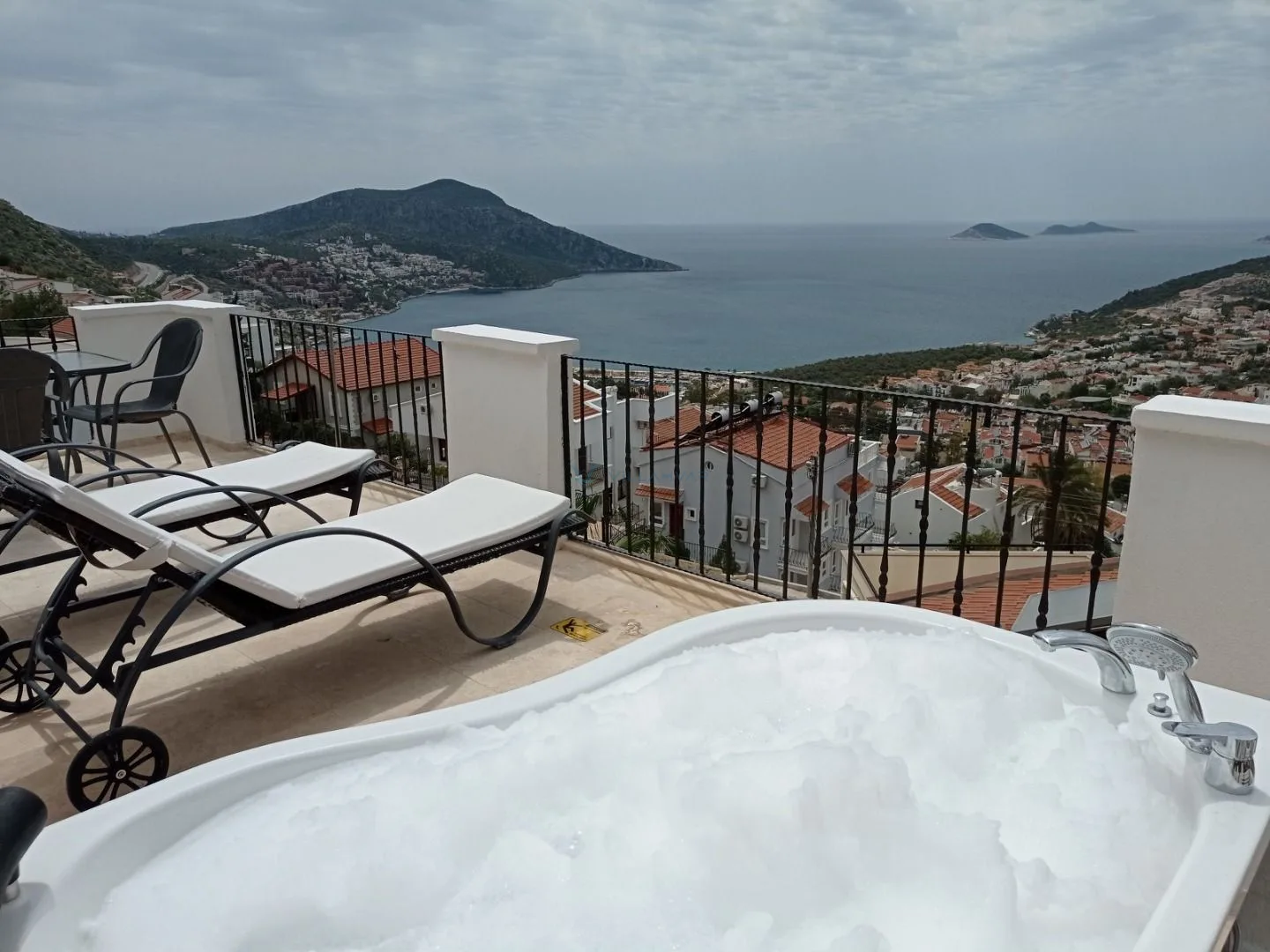 Villa Efsane Kiralama