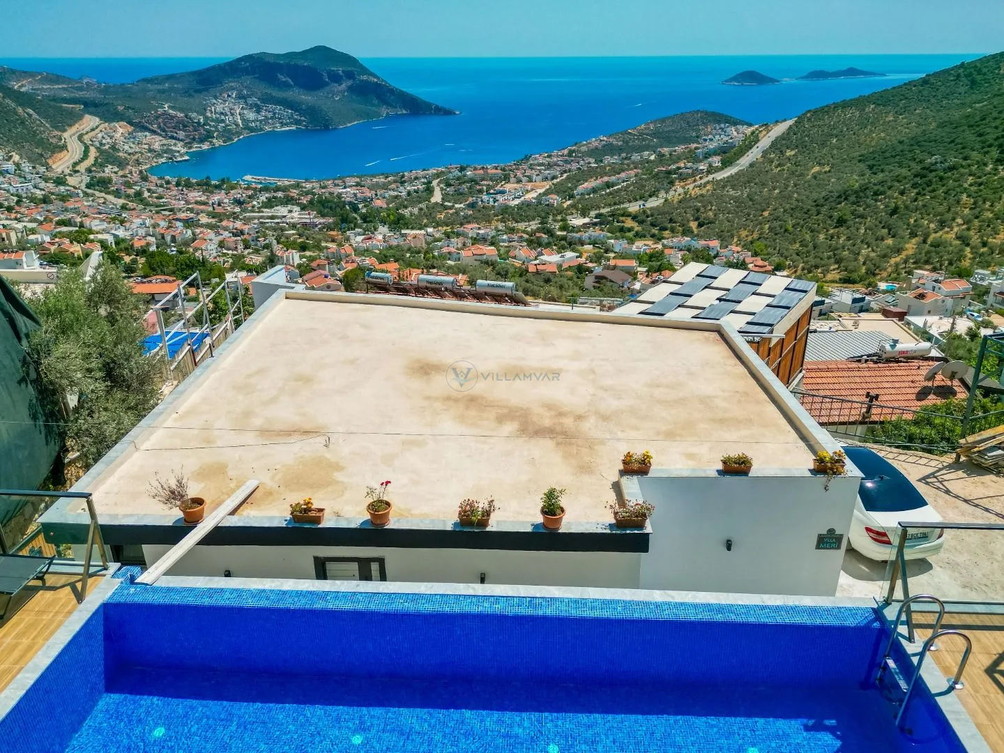 Villa Sardunya