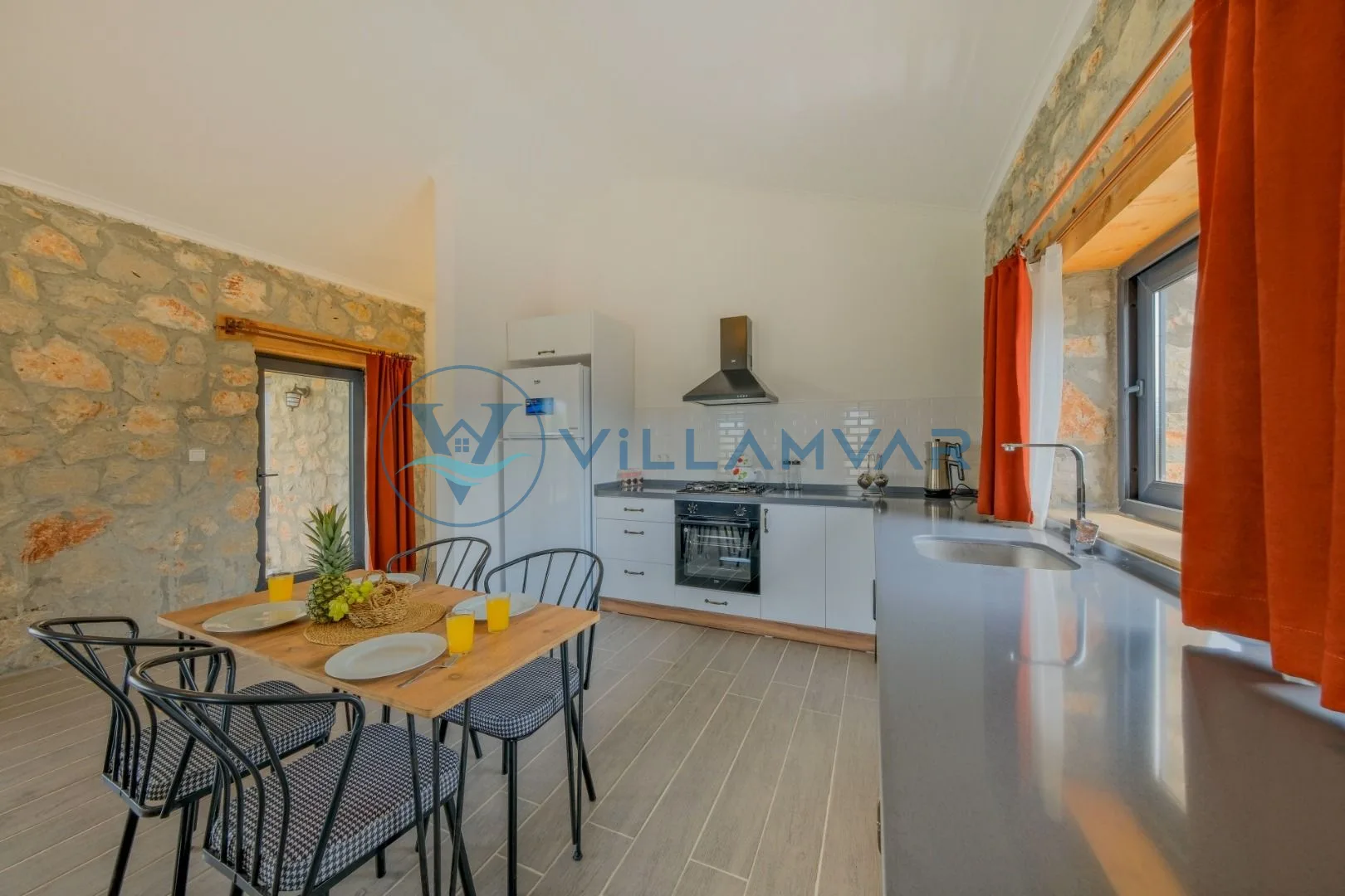 Villa İris