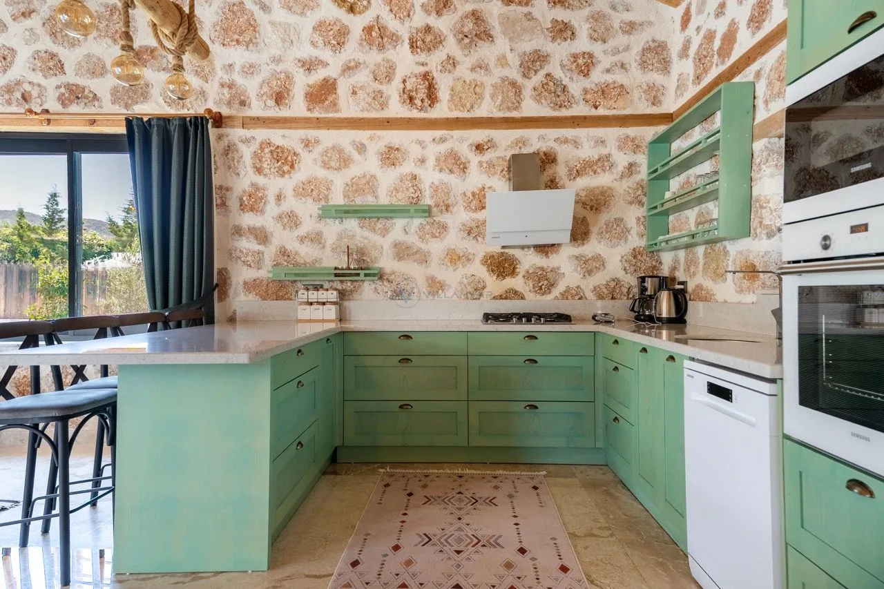 Villa Topçu Stone