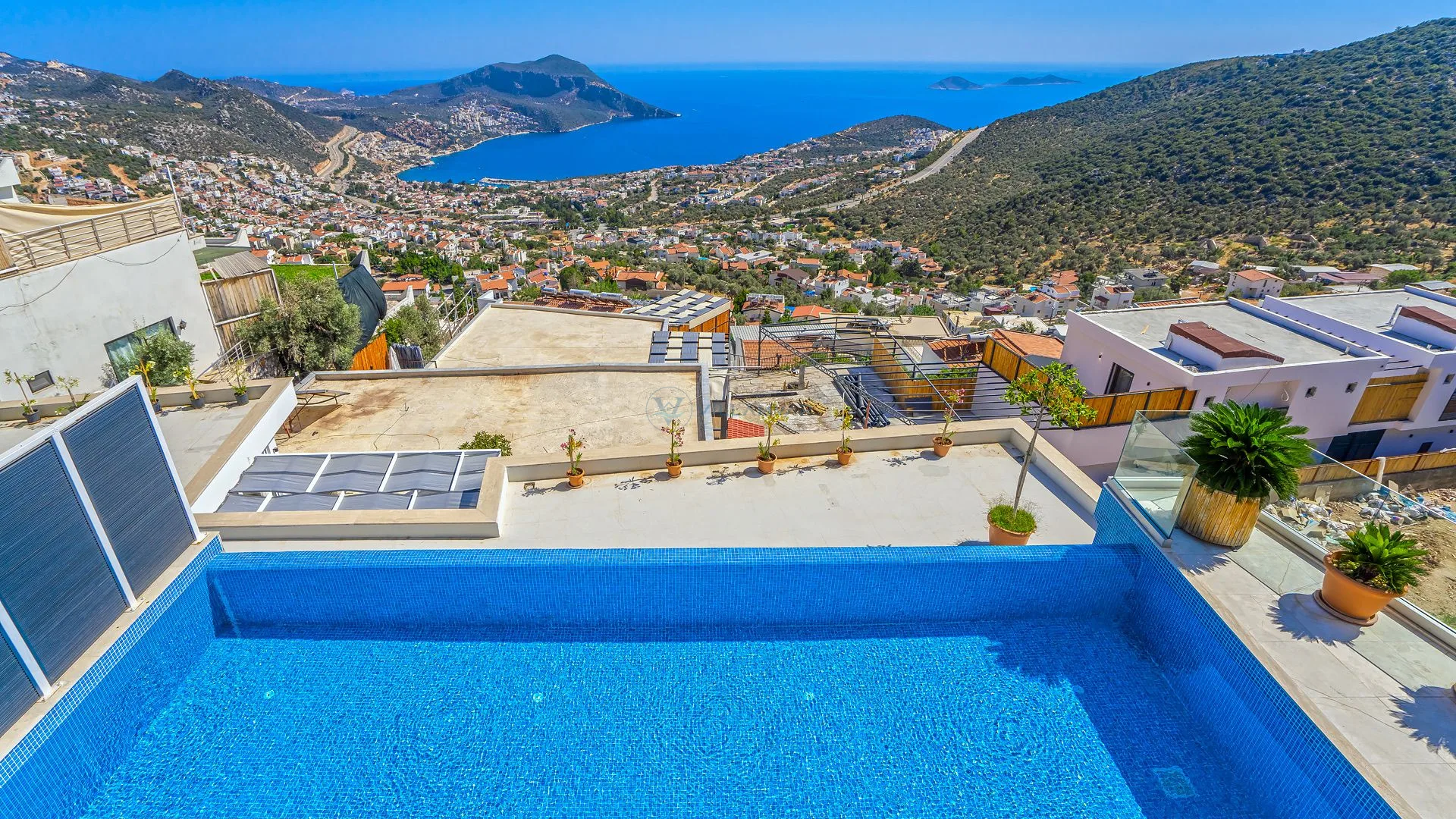Villa Merit Royal