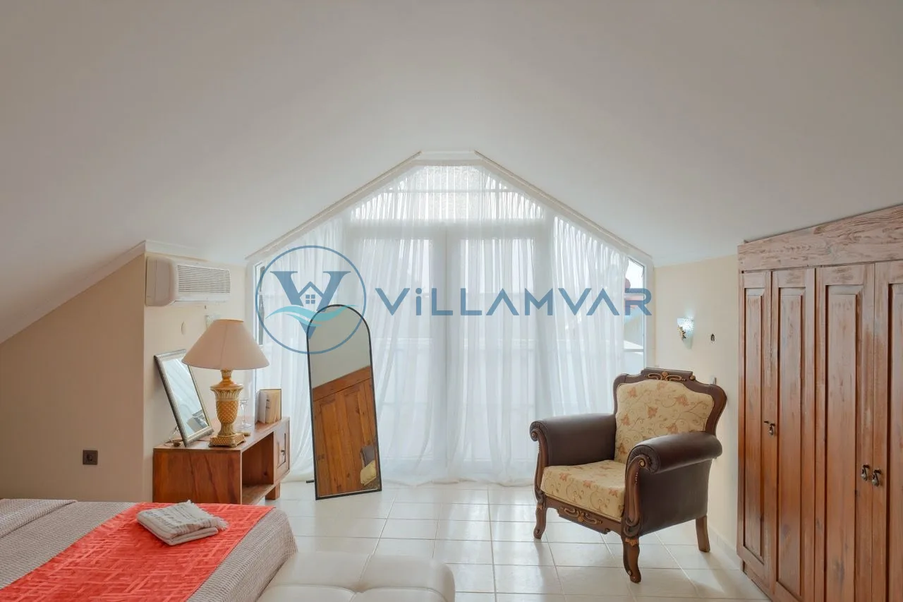 Villa Gün Rengi