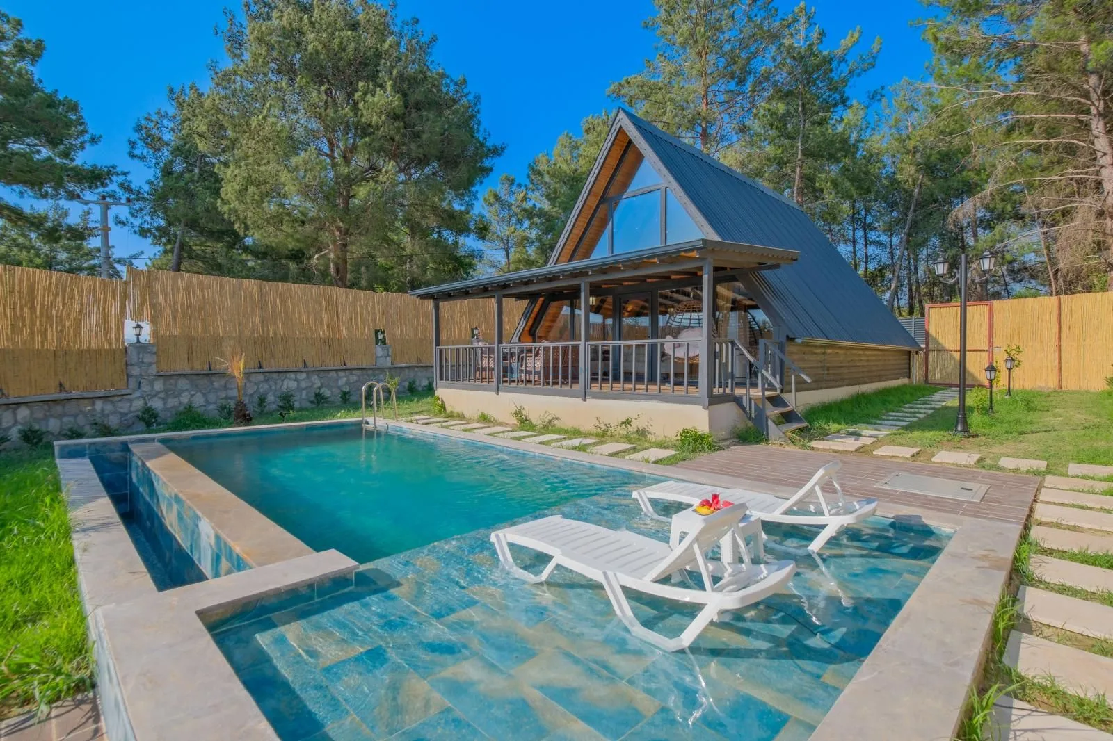 Villa Aceka Duo