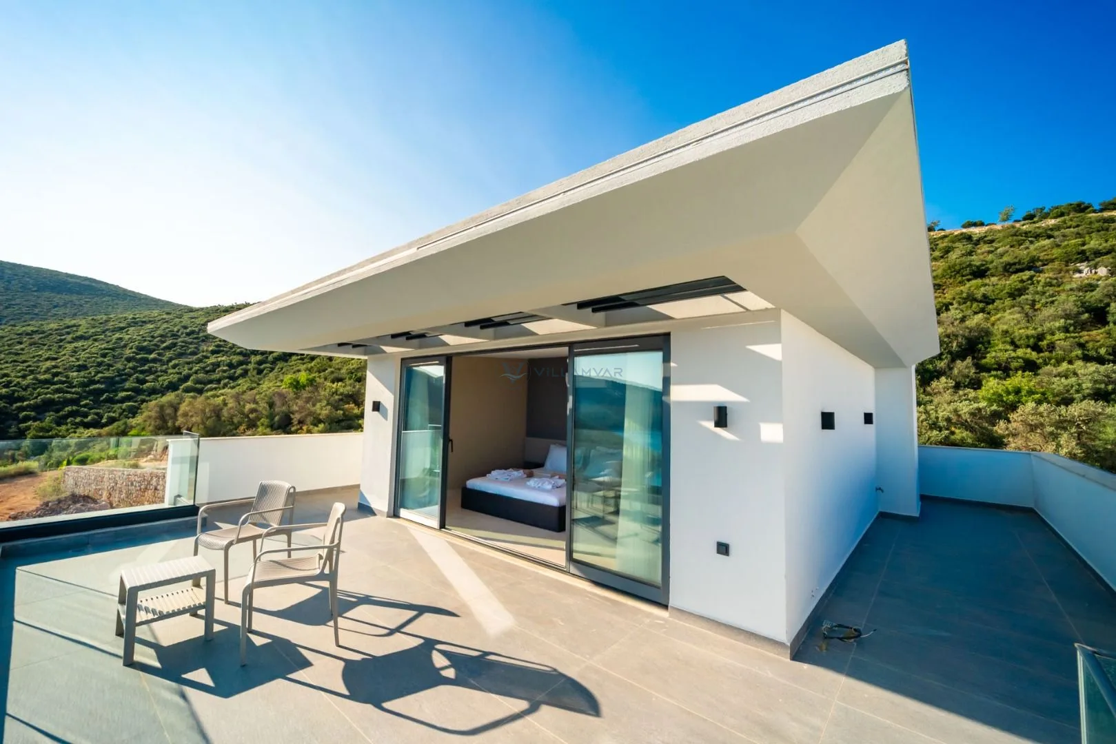 Villa Aura E