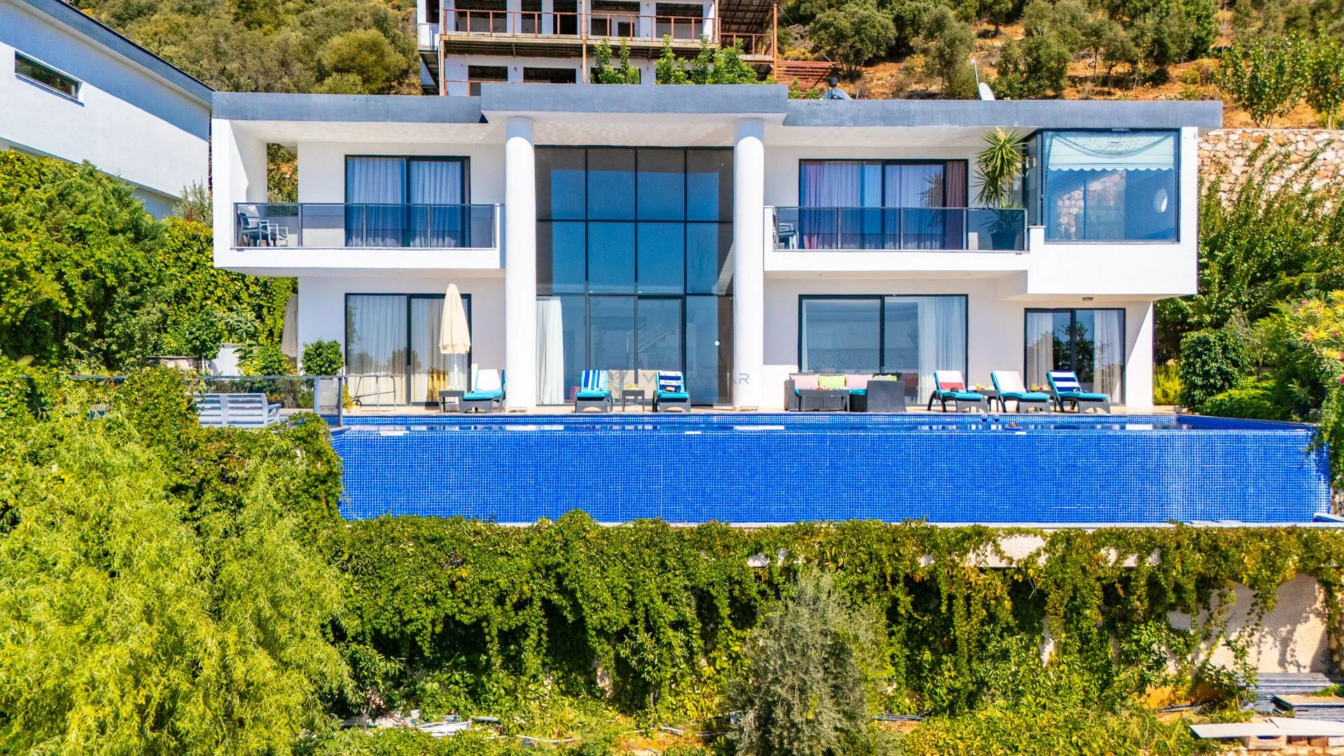 Villa Hyperion
