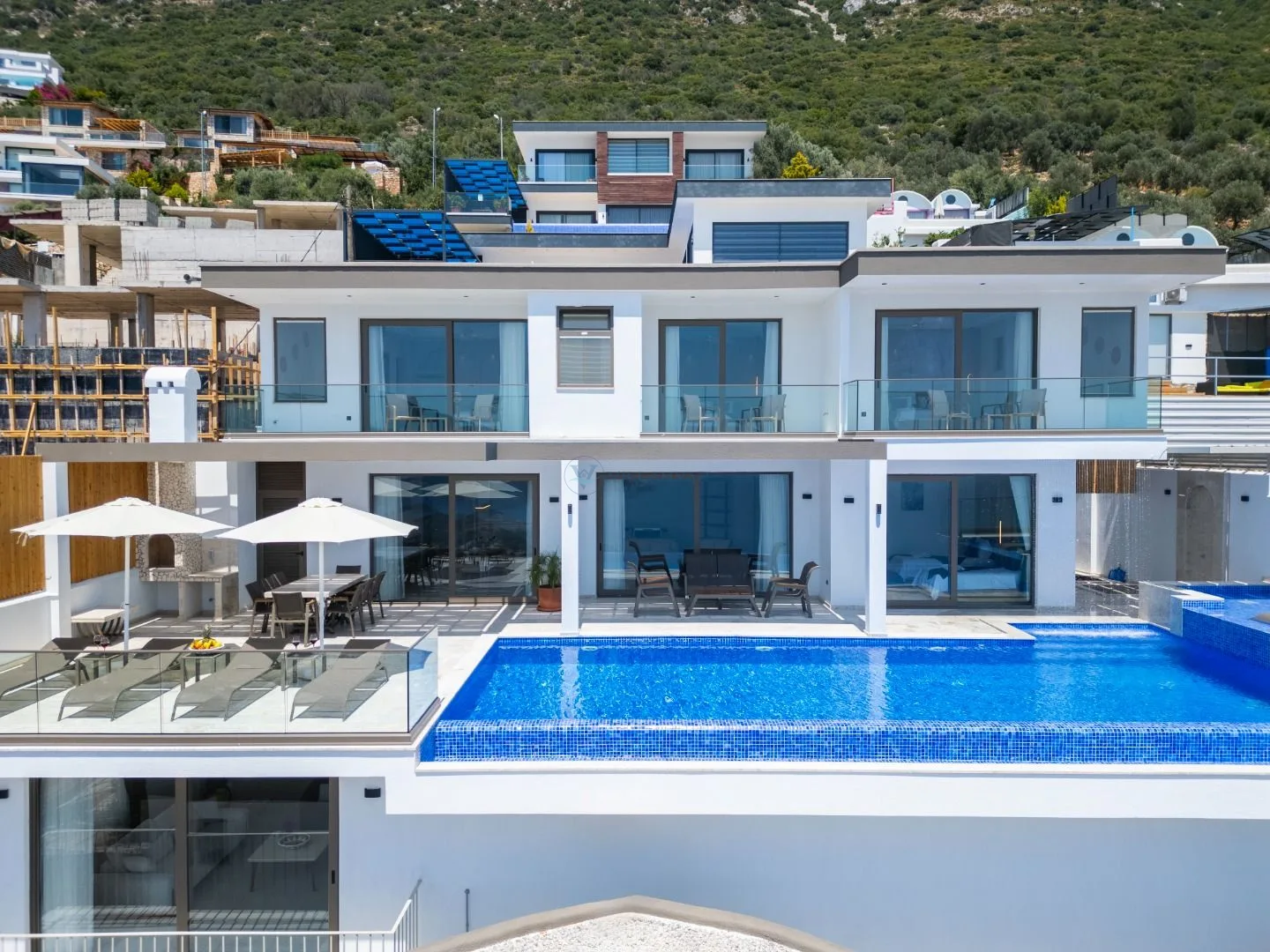 Villa Magic Life