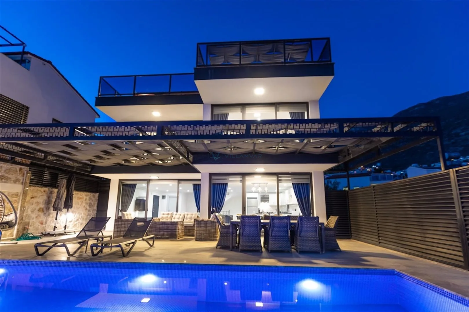 Villa Roa Hills 1