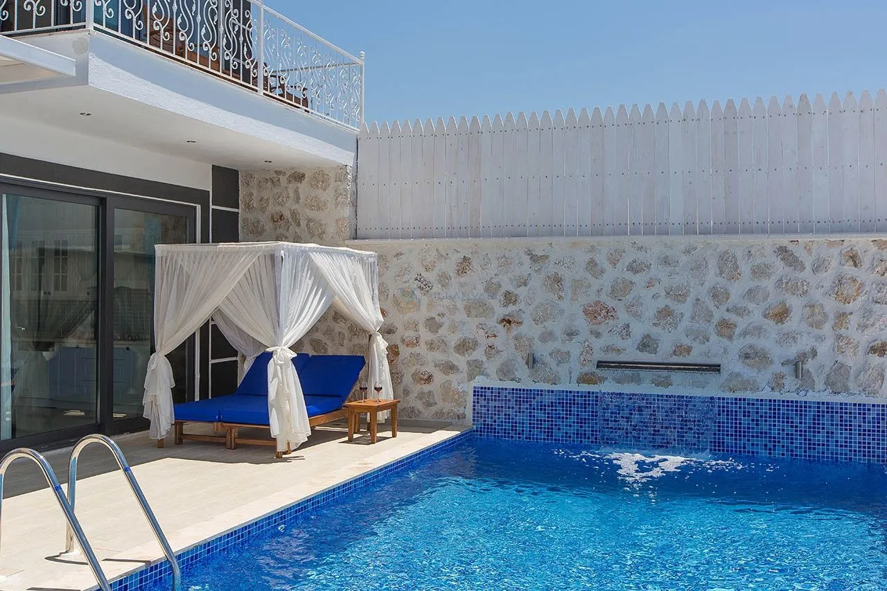 Villa Adelya
