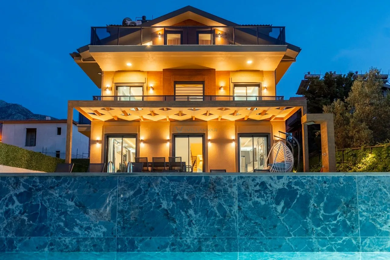 Villa Ay Luxe