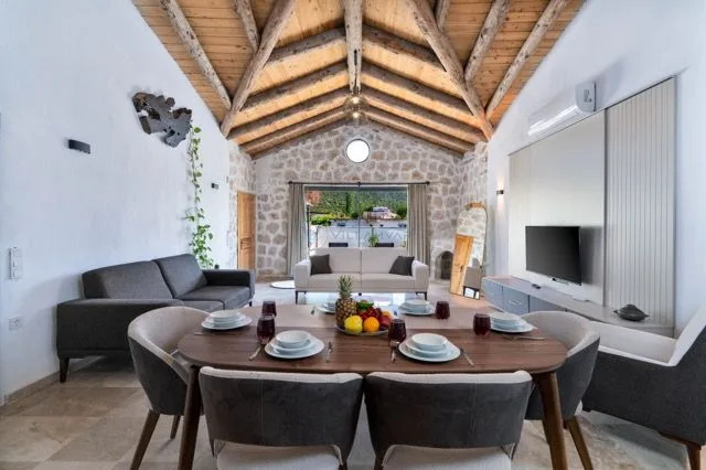 Villa Loya