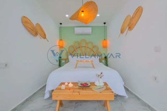 Crystal De-Luxe Villa
