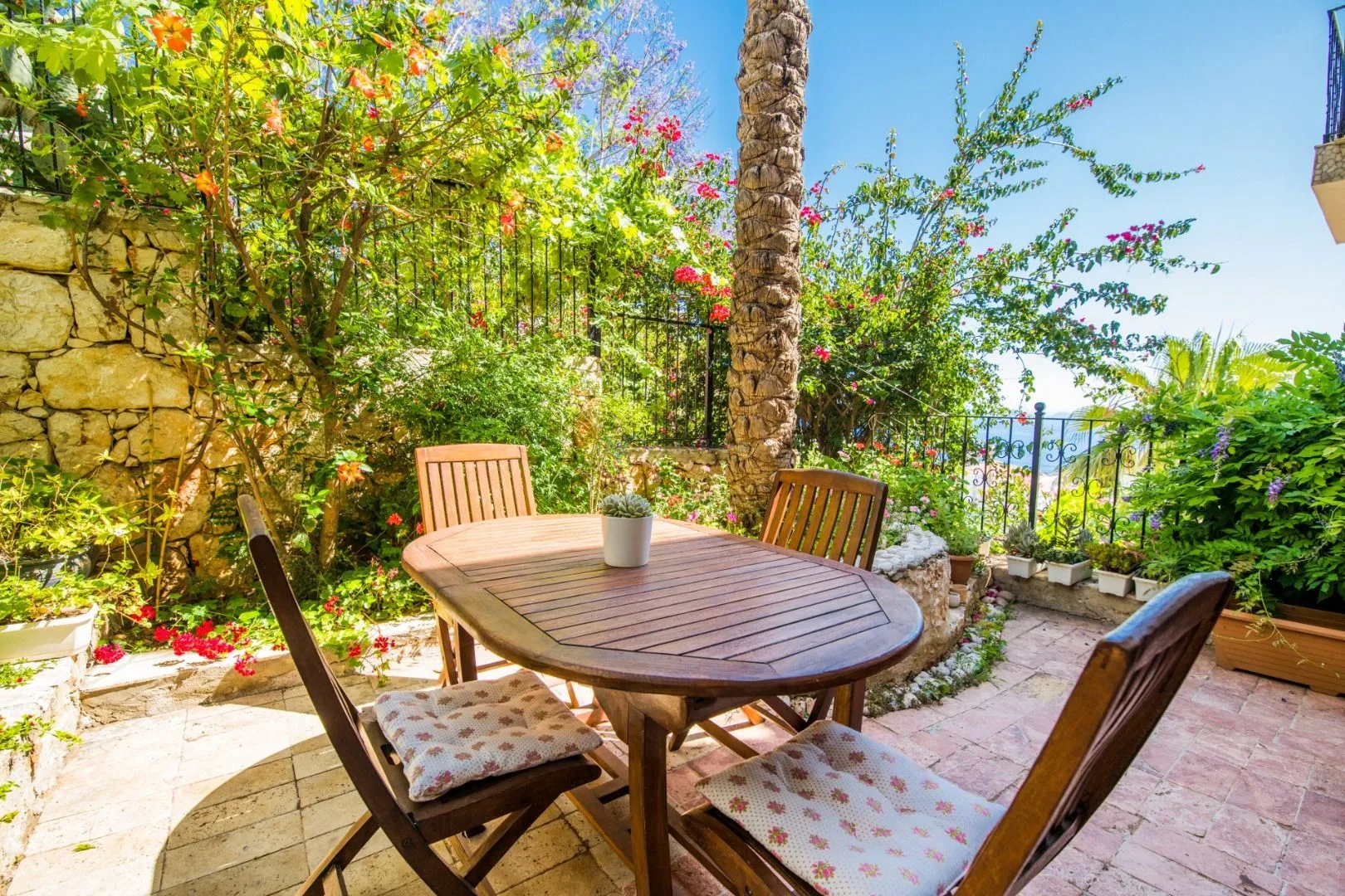 Villa Efsane Kiralama