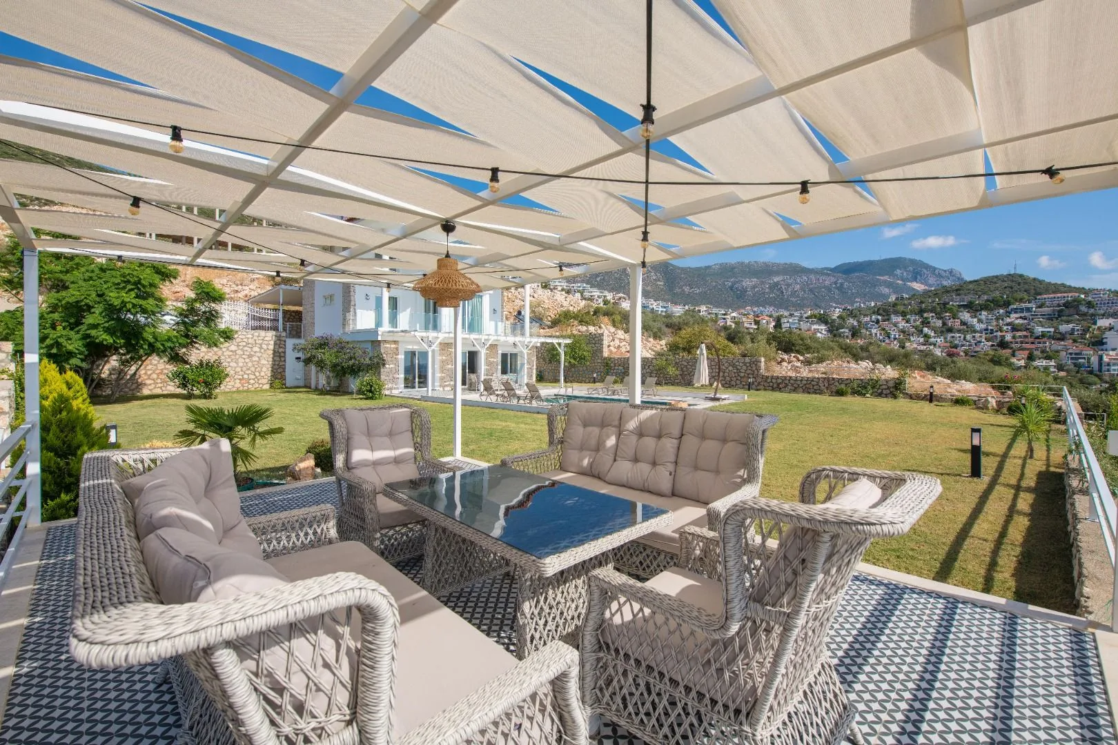 Villa Elena 2
