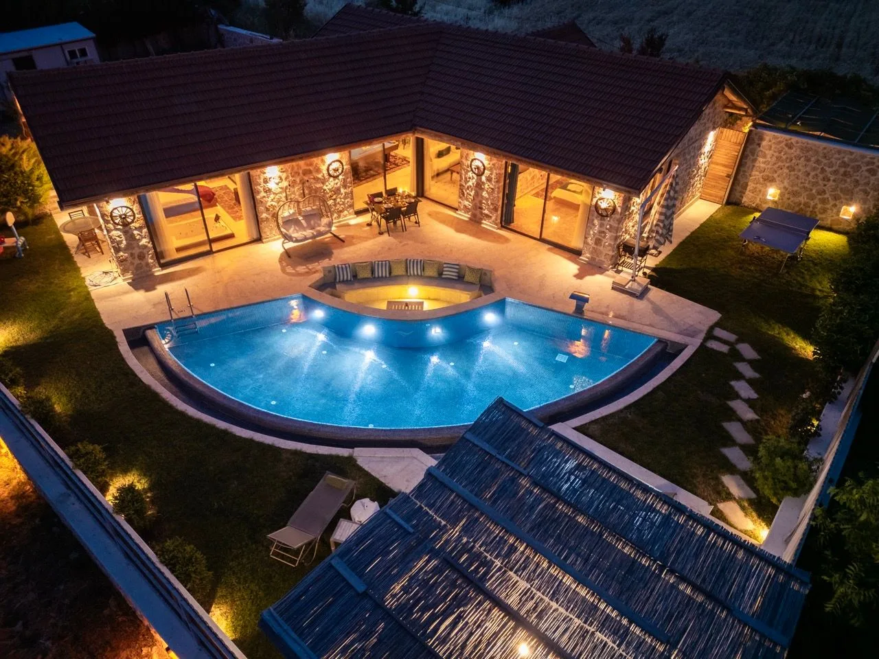 Villa Topçu Stone
