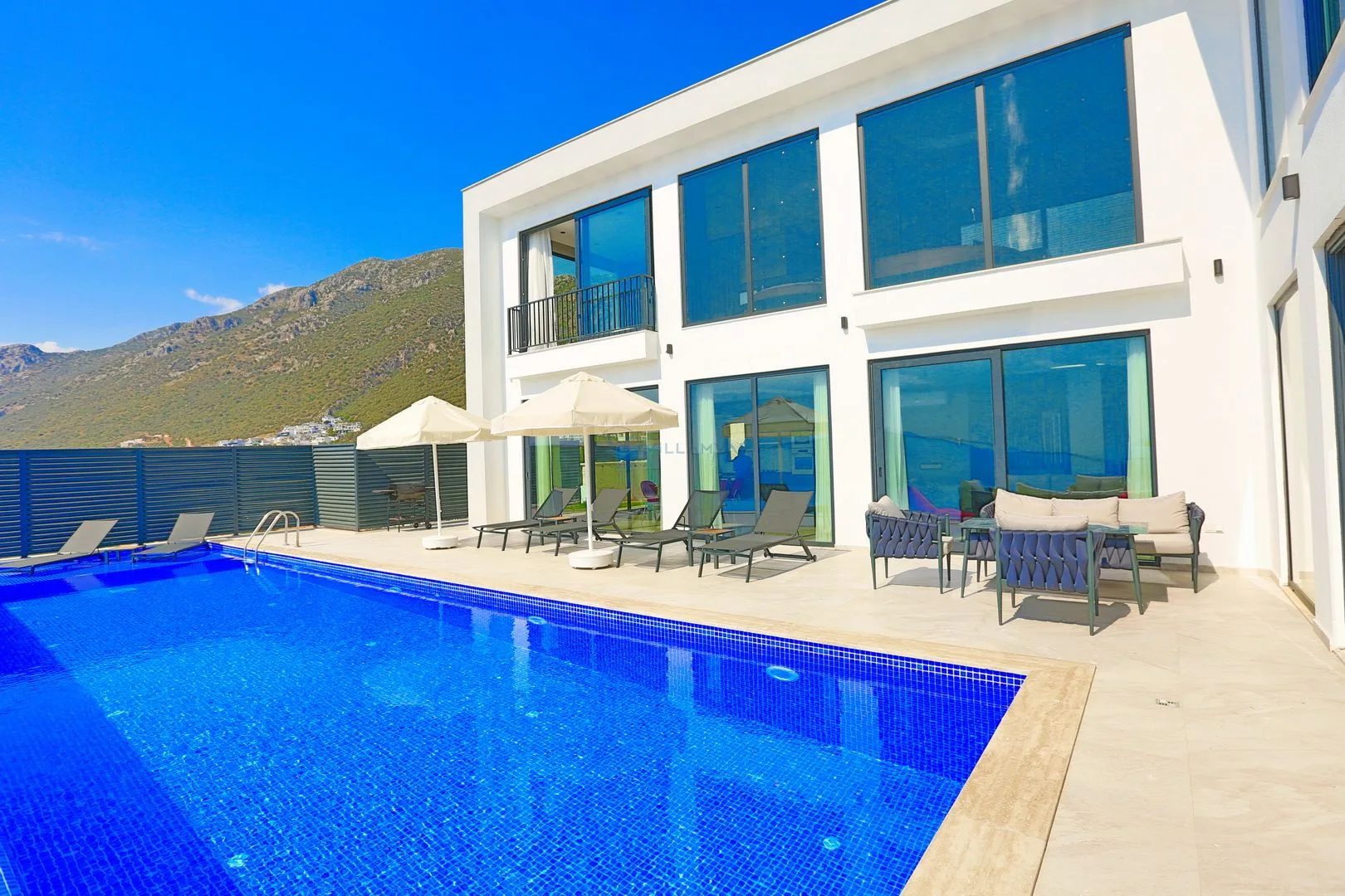 Villa Utopia 1