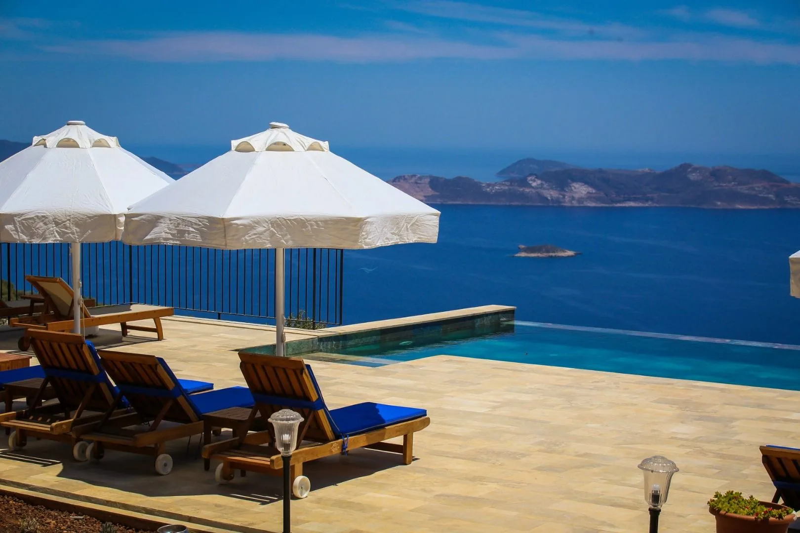 Villa Silver House