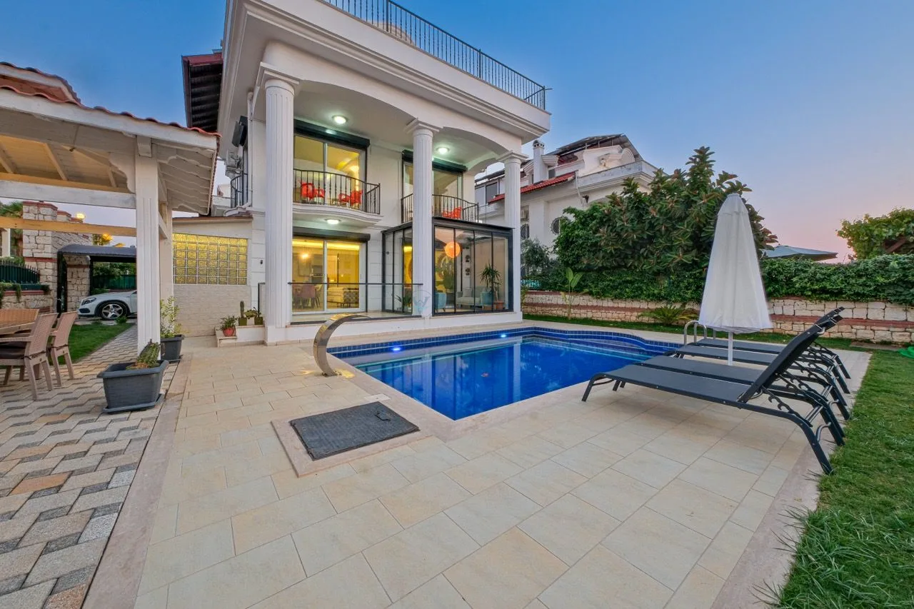 Serenity Villaları