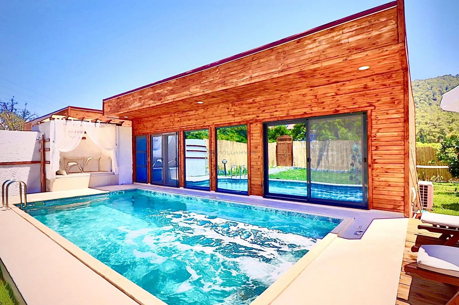 Villa Timbered
