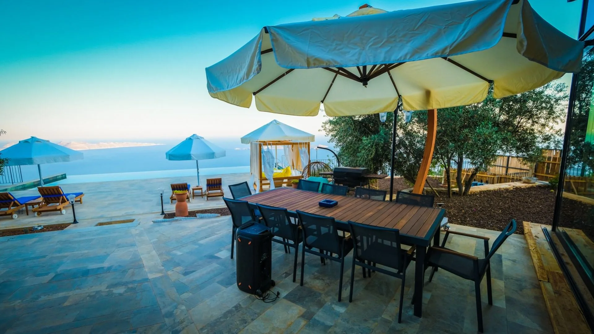 Villa Silver House