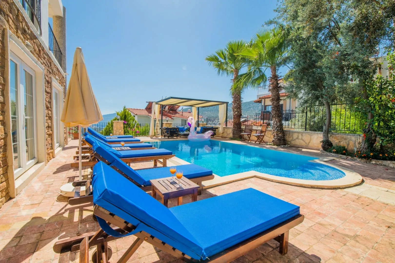 Villa Efsane Kiralama