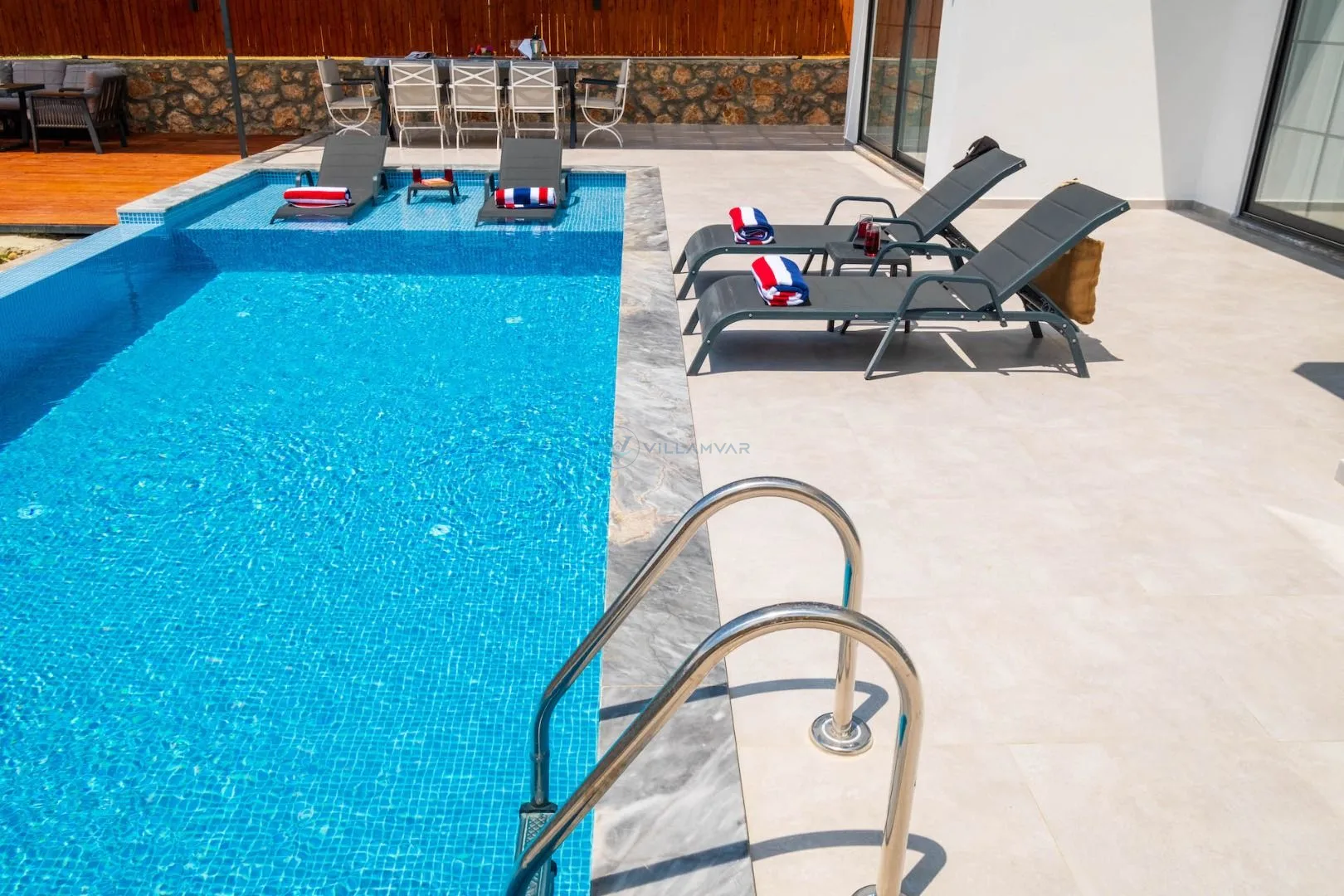 Villa Mavin 2
