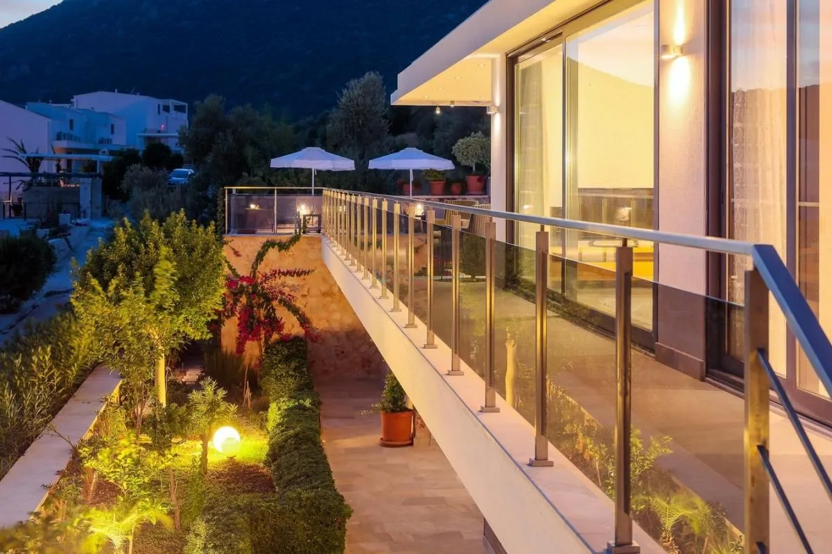 Azure Luxury Villas
