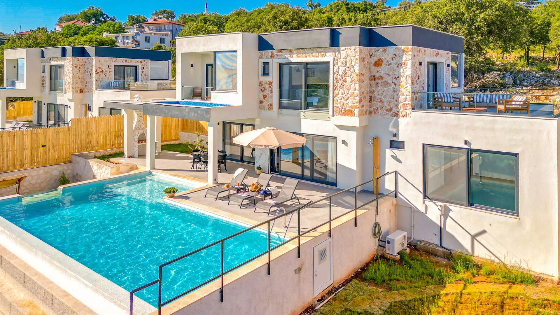 Villa Luz-Villa Lares