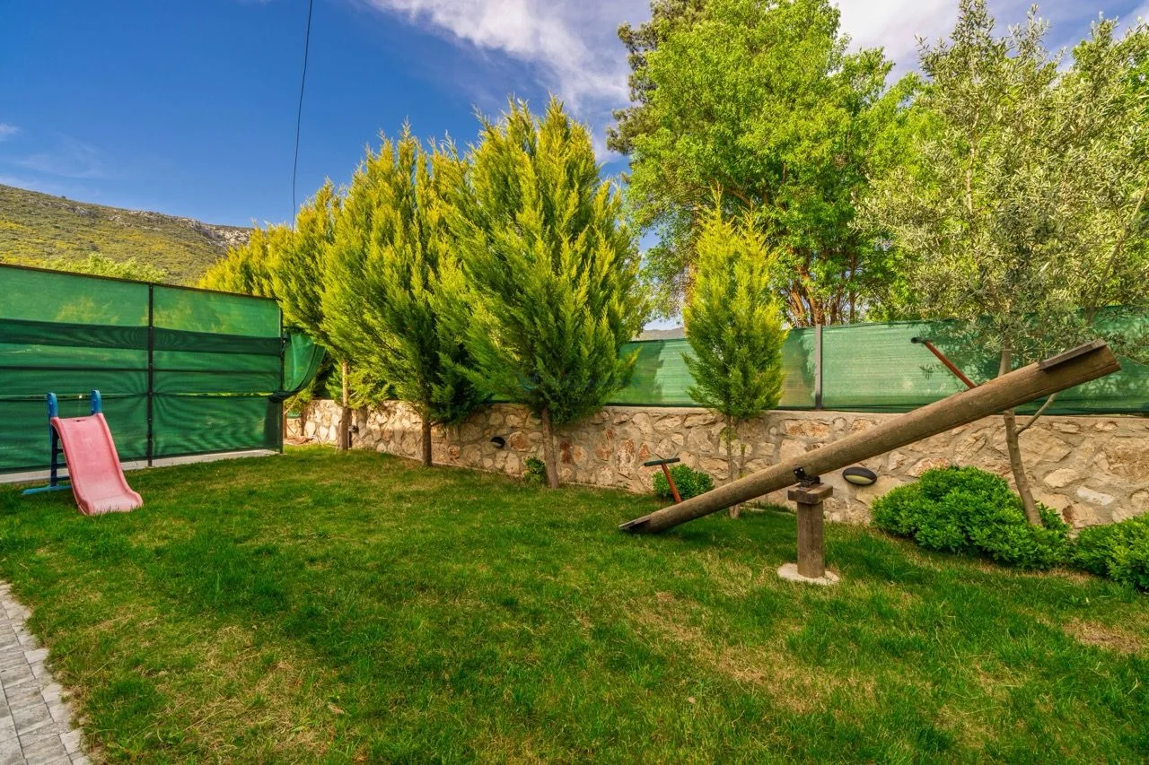 Villa Gold