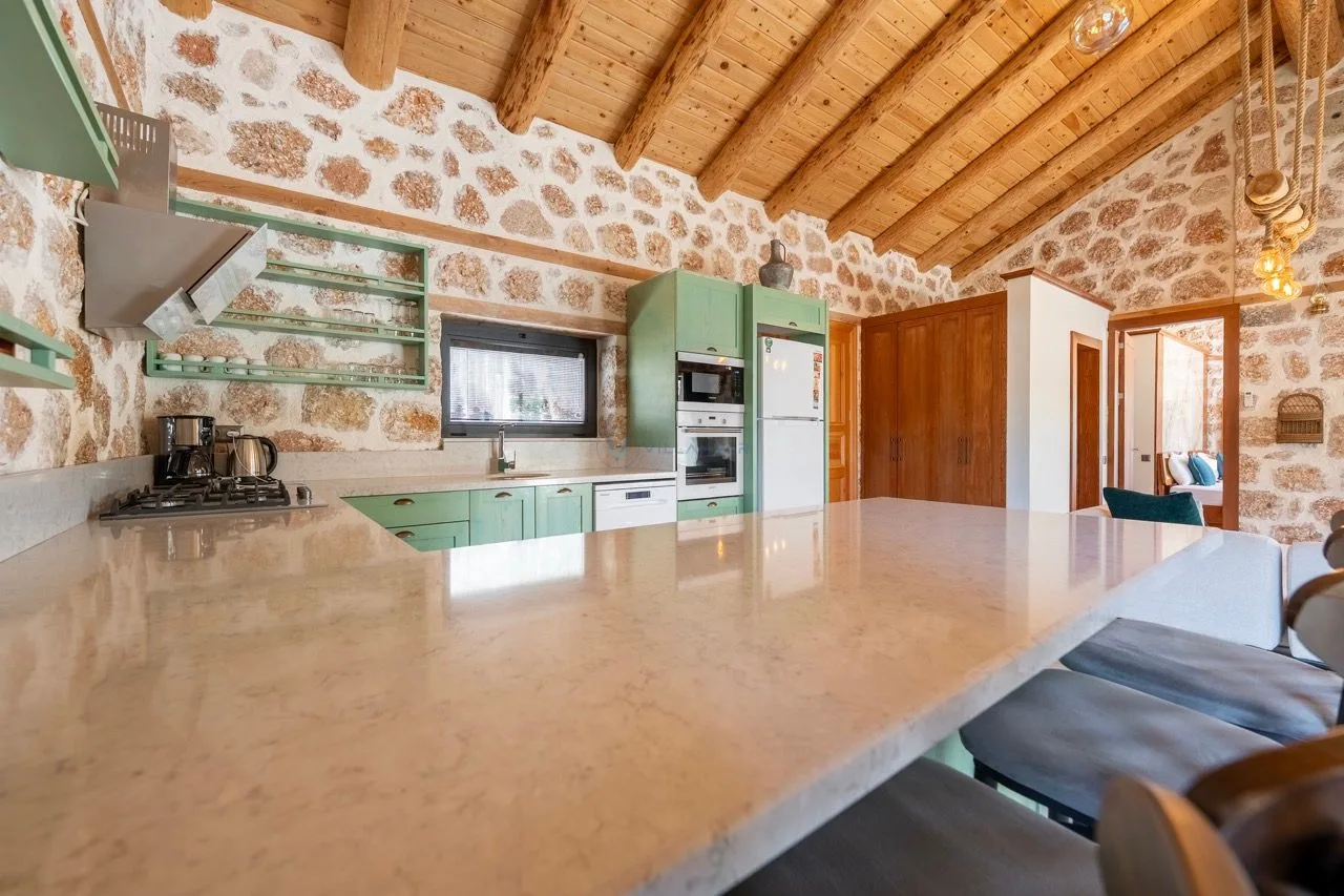 Villa Topçu Stone