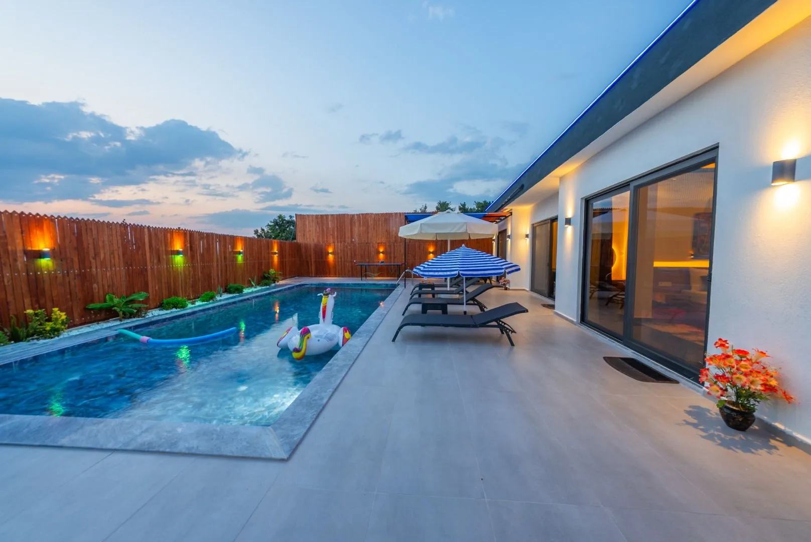 Villa İnziva-2 Kalkan Çavdır