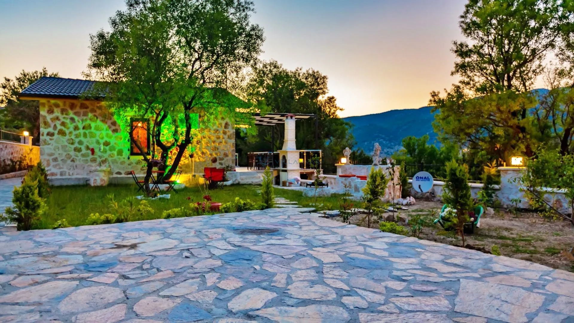 Villa Moonhouse