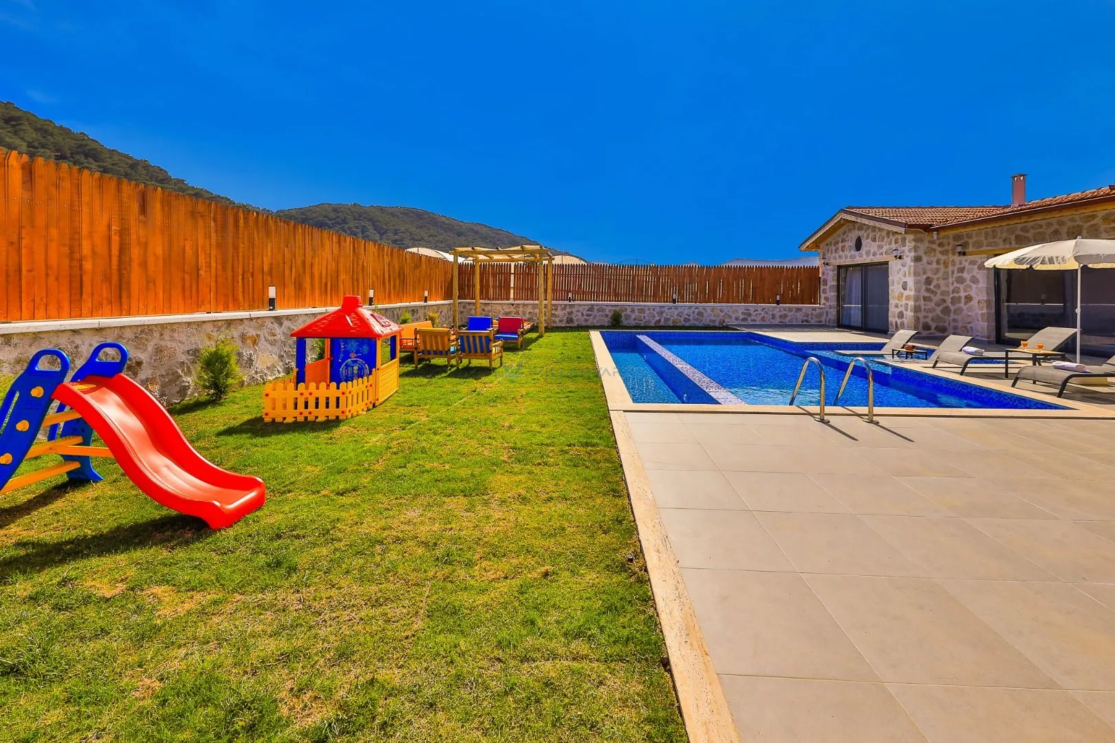 Villa Mebika