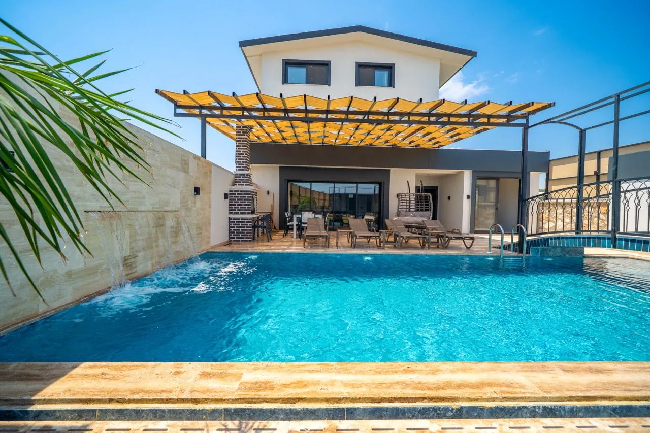Villa Genesis 2