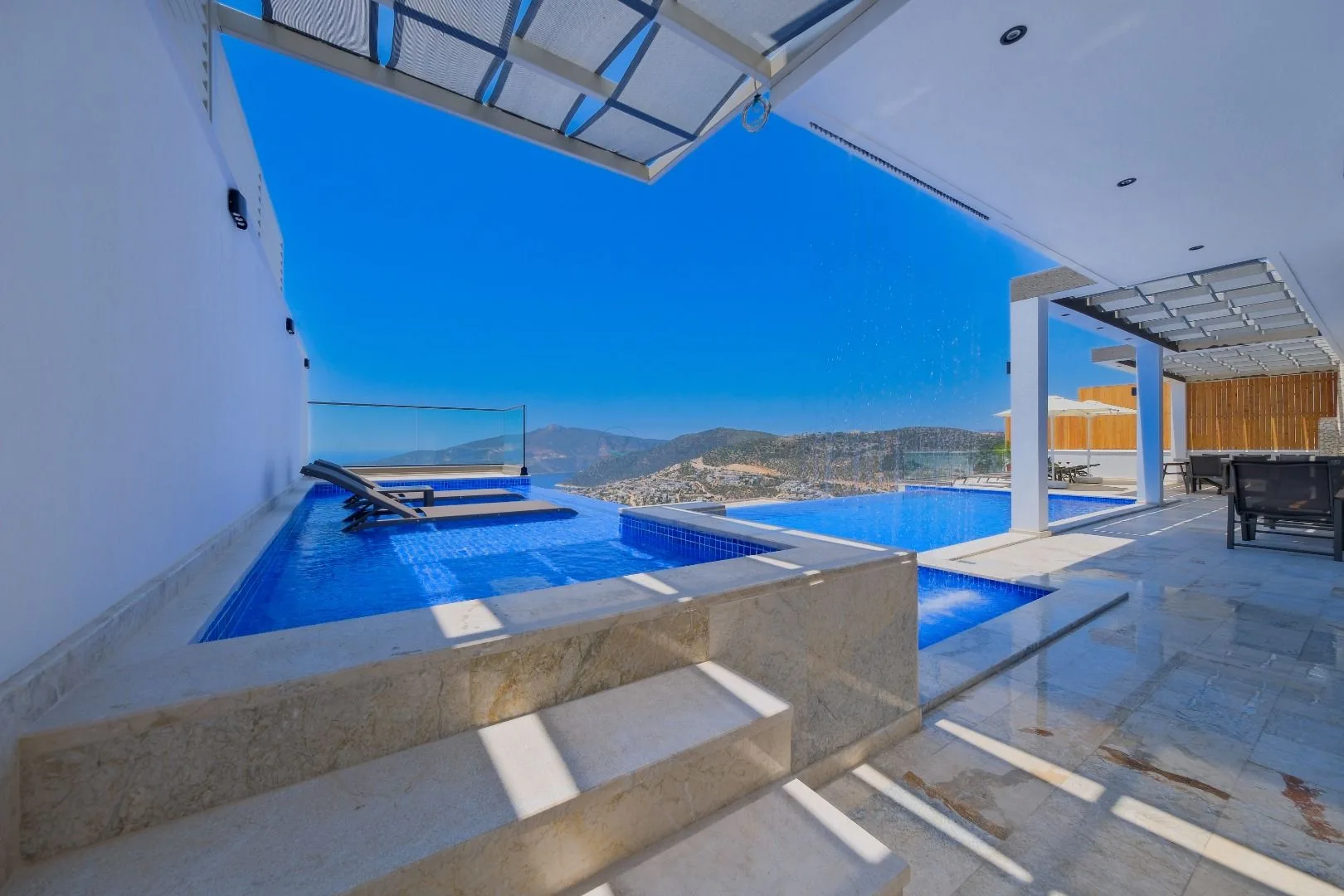 Villa Magic Life