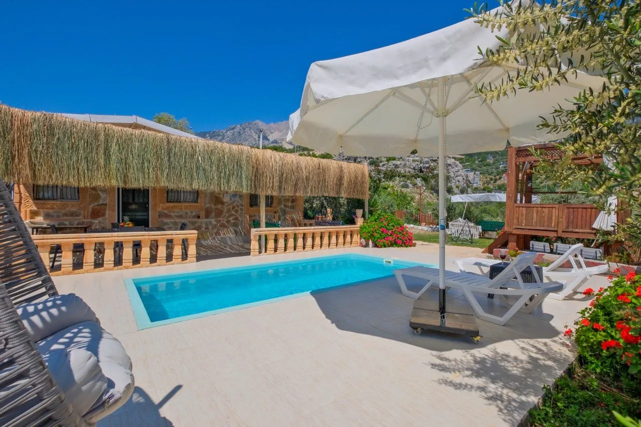 Villa Valleys