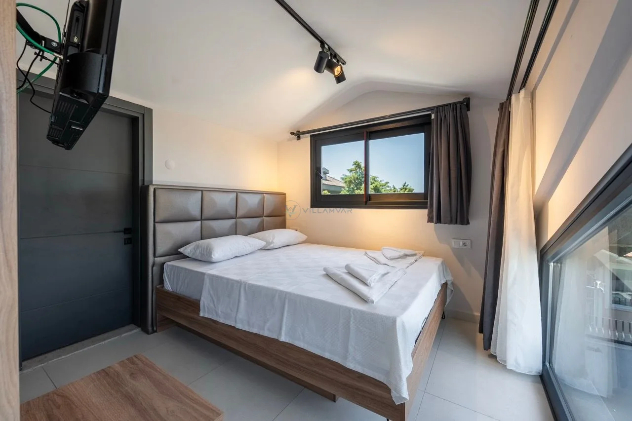 Villa Ay Luxe