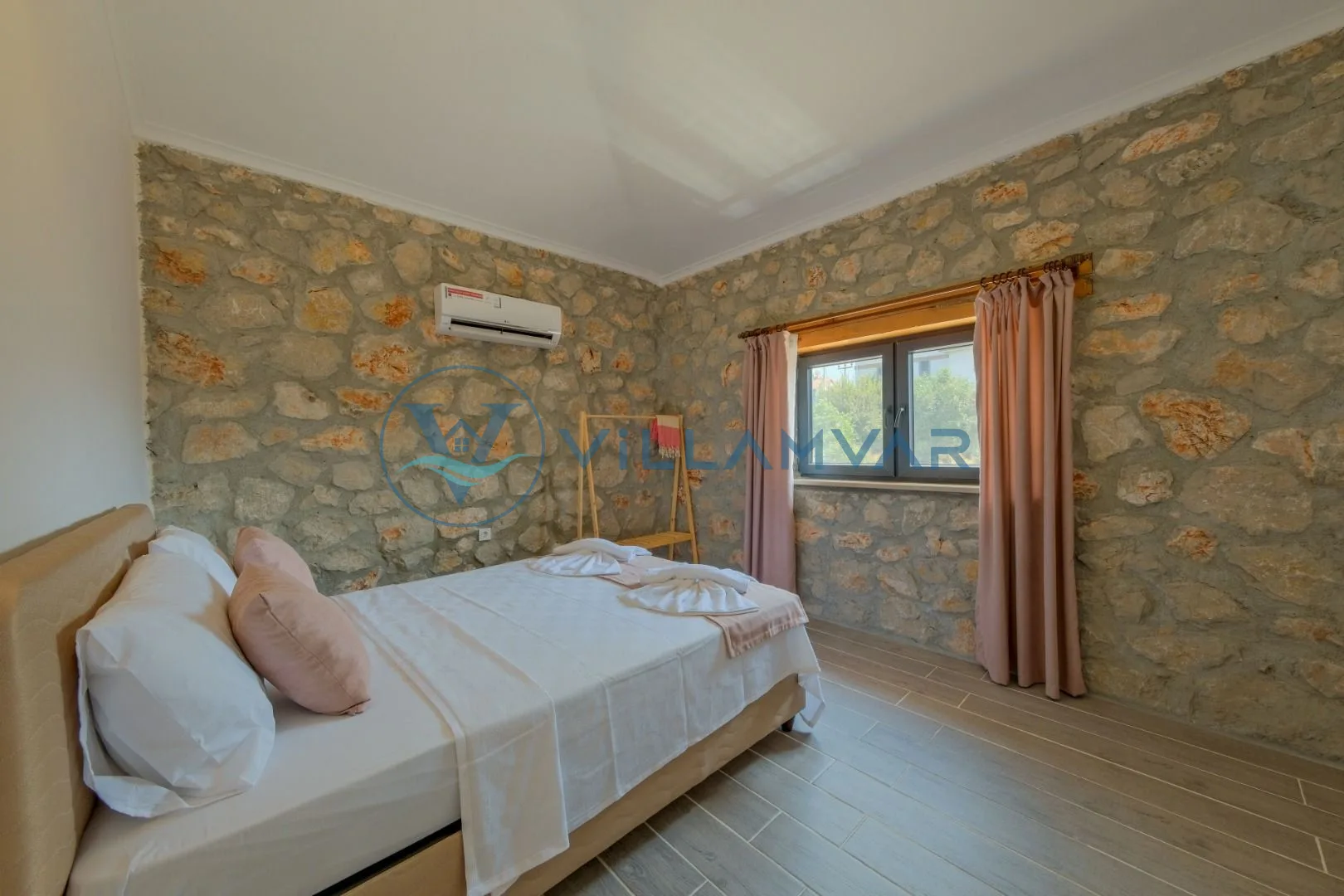 Villa İris