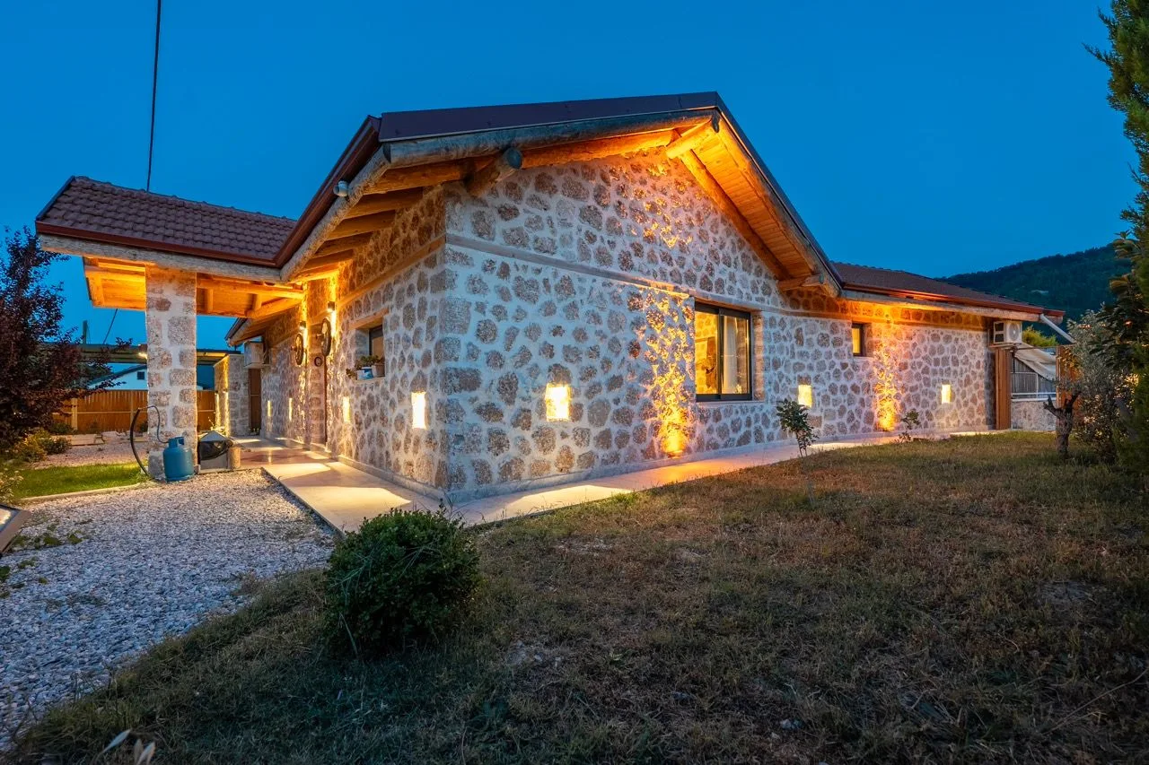 Villa Topçu Stone