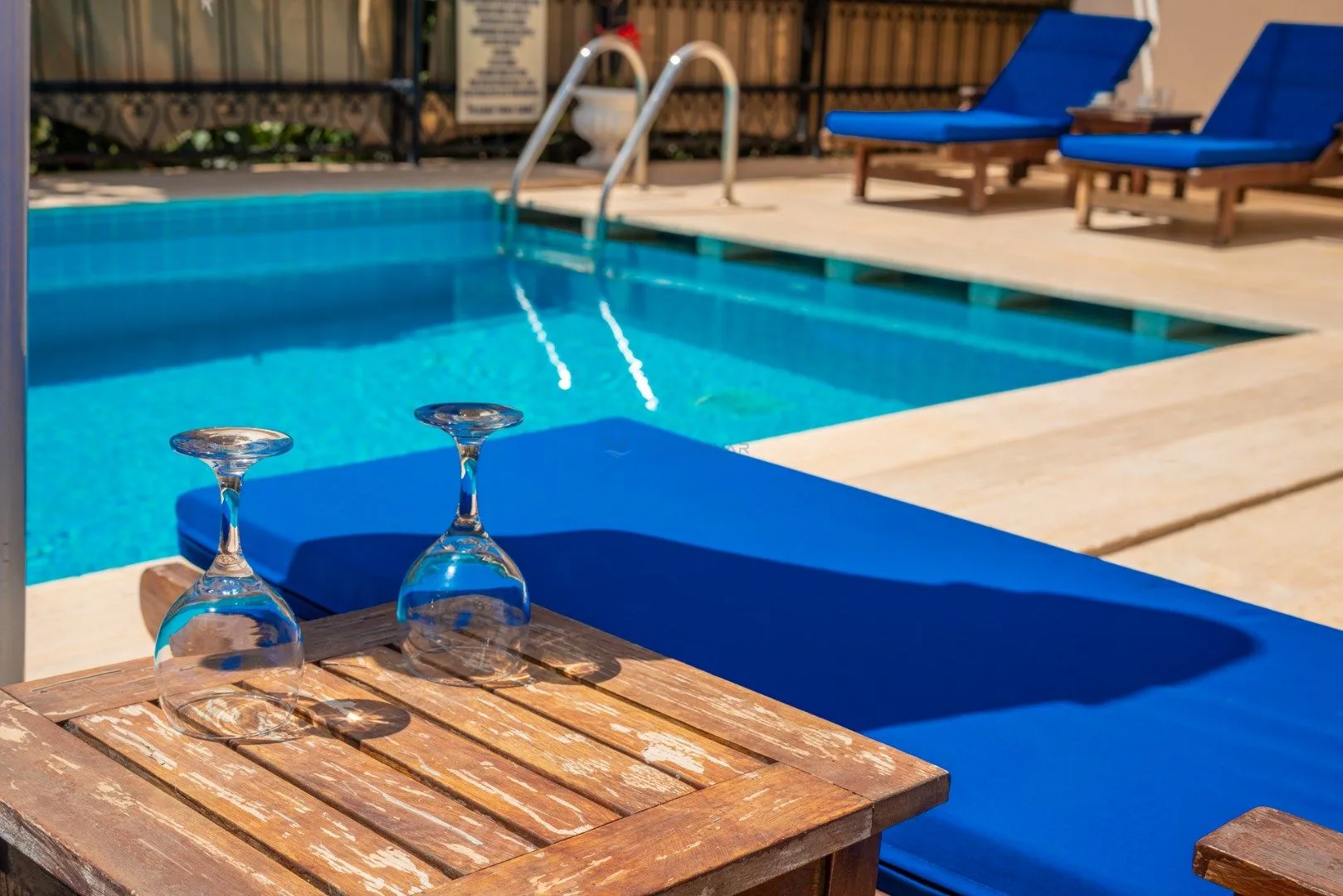 Hemrah Villa Swan