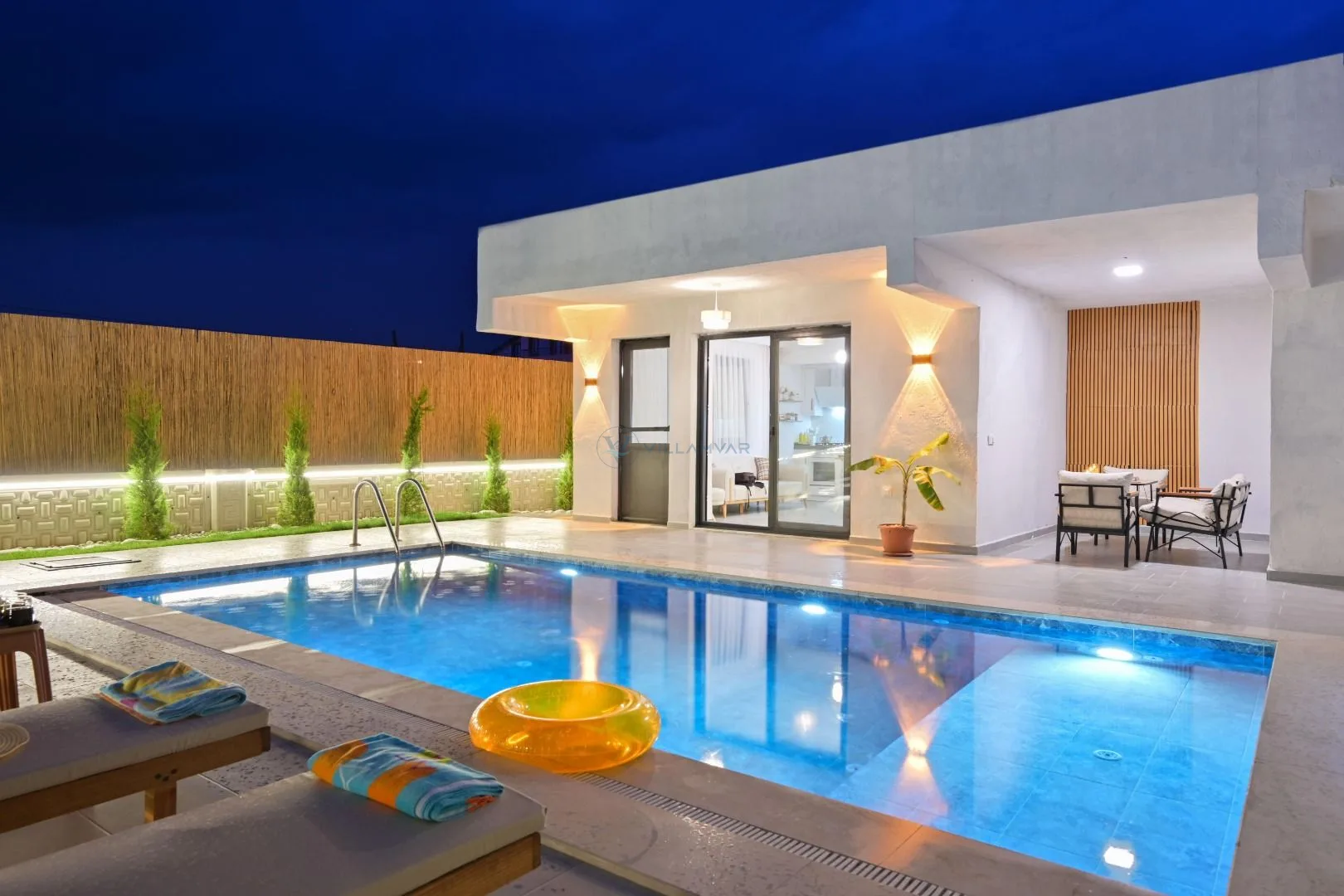 Villa limonia