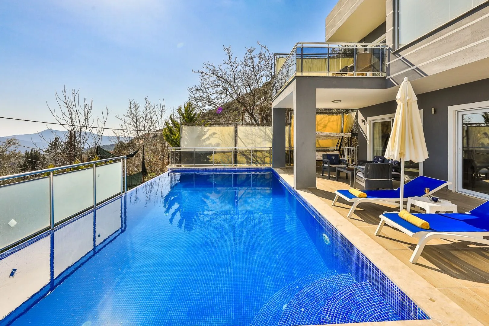 Villa Best