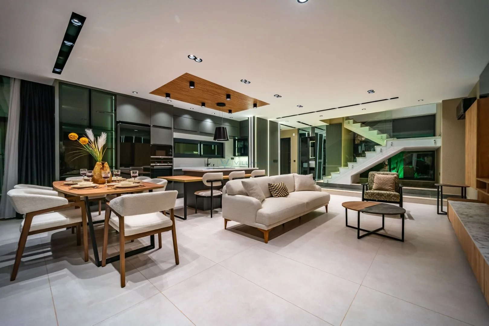 Villa Aura D